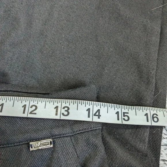 St. John Black Pants Work Office Size 6 Pockets - Picture 5 of 8